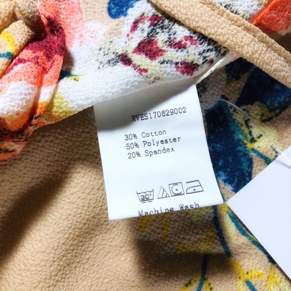 NEW Cream Floral Crop Top - Picture 3 of 7